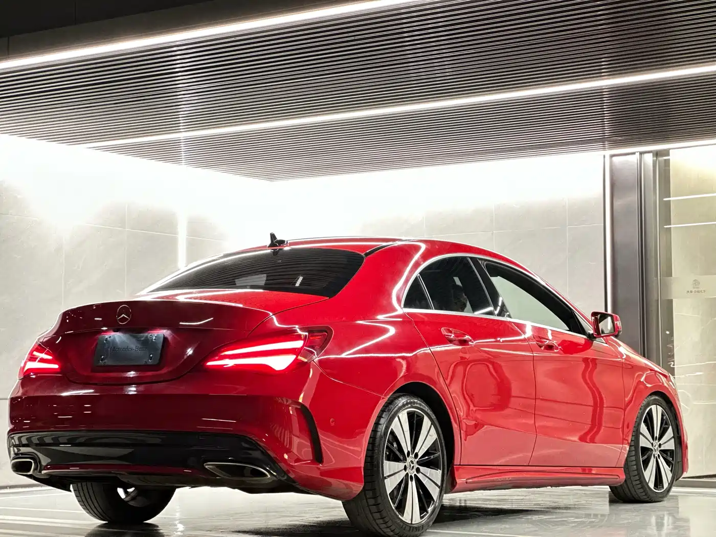 Mercedes-Benz CLA (Import) 2018 CLA 200 Fashion Edition фото 32