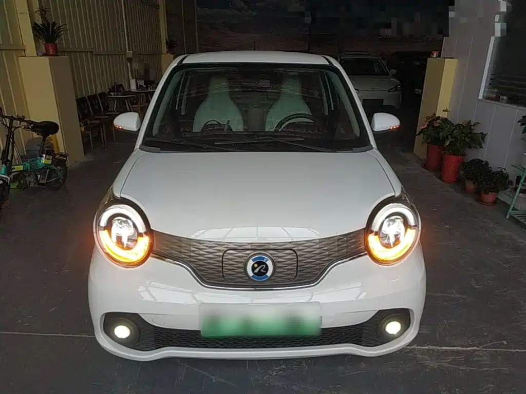 Huachen Xinyi Brilliance Xinyi i03A 2022 2021 318km 31.45kWh