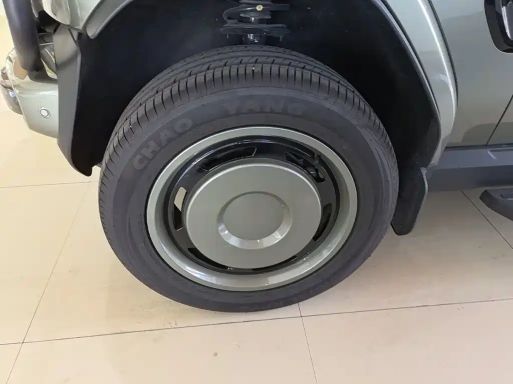 iCAR V23 2026 2025 FWD Base Model