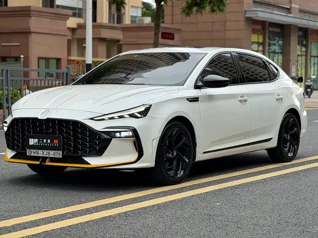 MG 6 Pro 1.5T, автомат, Trophy, Люкс