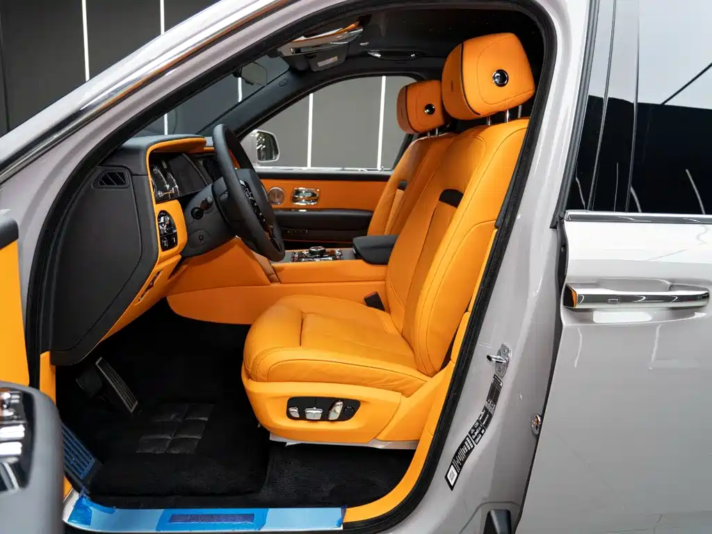 Rolls-Royce Cullinan 2023 2024 4-Seater