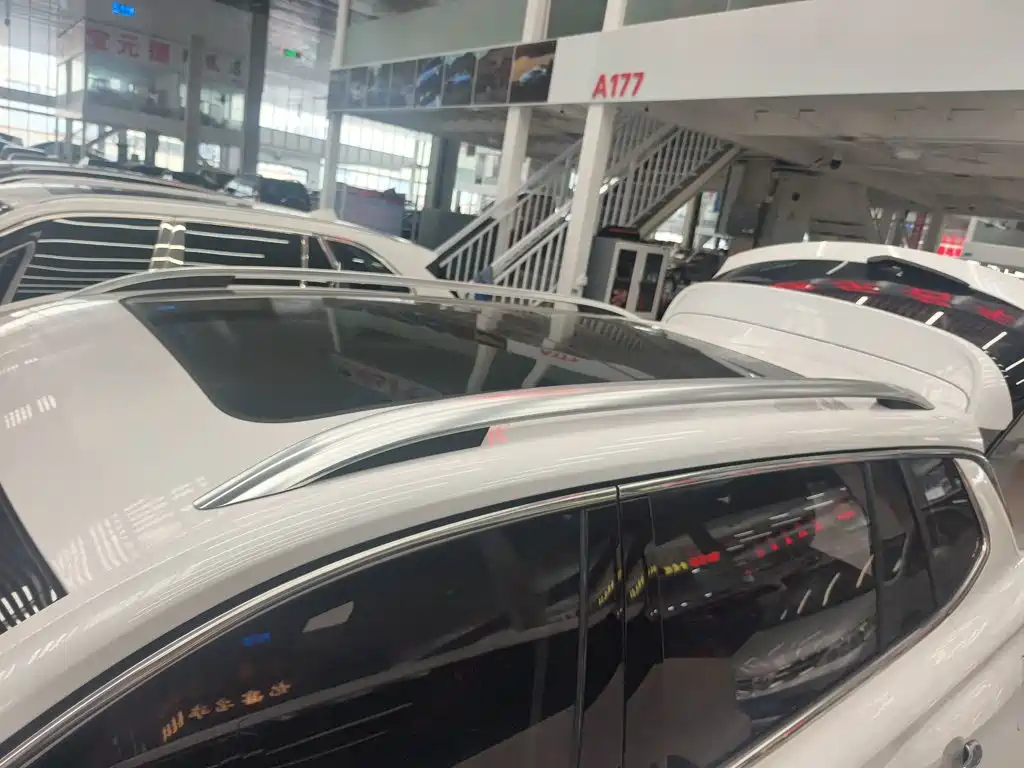 Roewe RX5 eMAX 2020 2020 500PHEV Smart Cockpit Flagship Edition