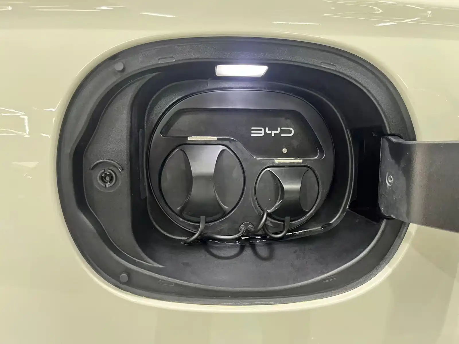 Photo 7 - BYD Seal 06 New Energy