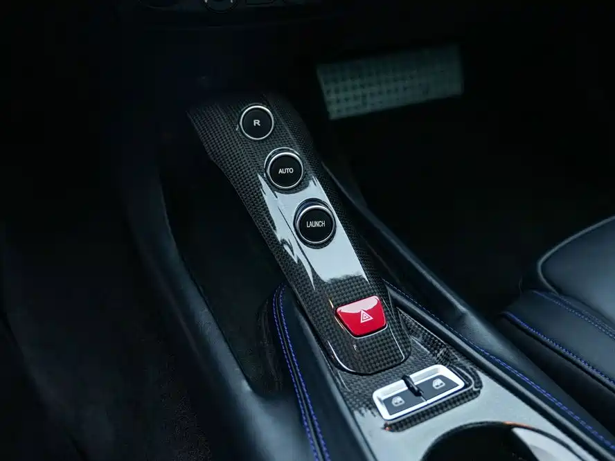 Ferrari F12berlinetta 2015 2013 6.3L Standard