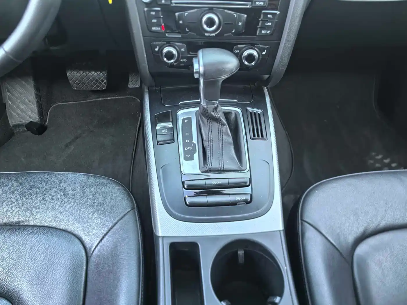 Audi A4 (Import) 2013 40 TFSI allroad quattro Comfort фото 11