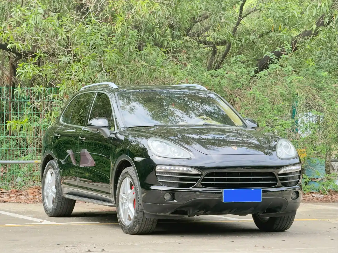 Porsche Cayenne 2011 Cayenne S 4.8L фото 3