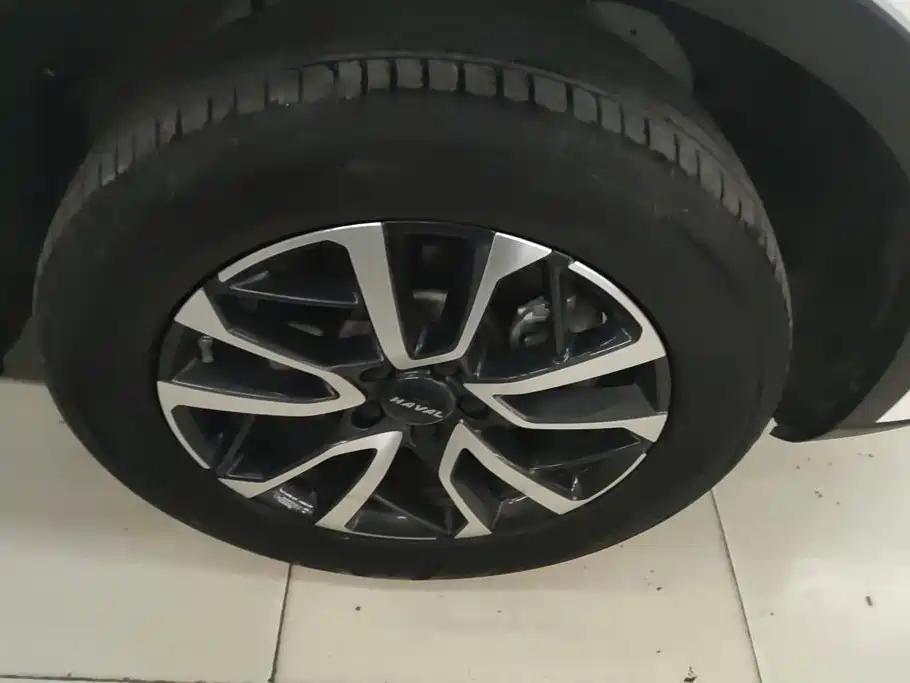 Photo 6 - Haval H6
