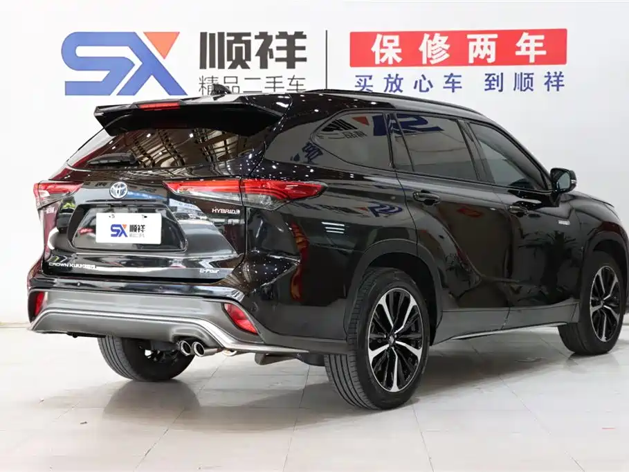 Toyota Crown Kluger 2022 2.5L HEV 4WD Premium Edition фото 4
