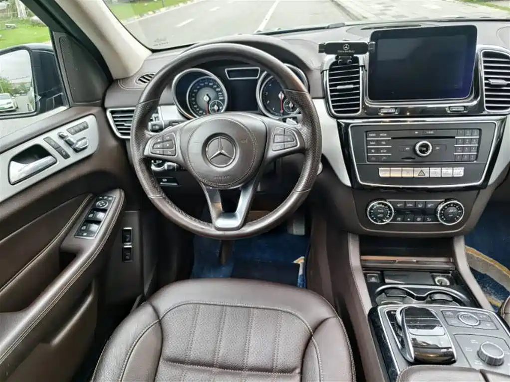 Mercedes-Benz GLS 2016 GLS 400 4MATIC Dynamic фото 14
