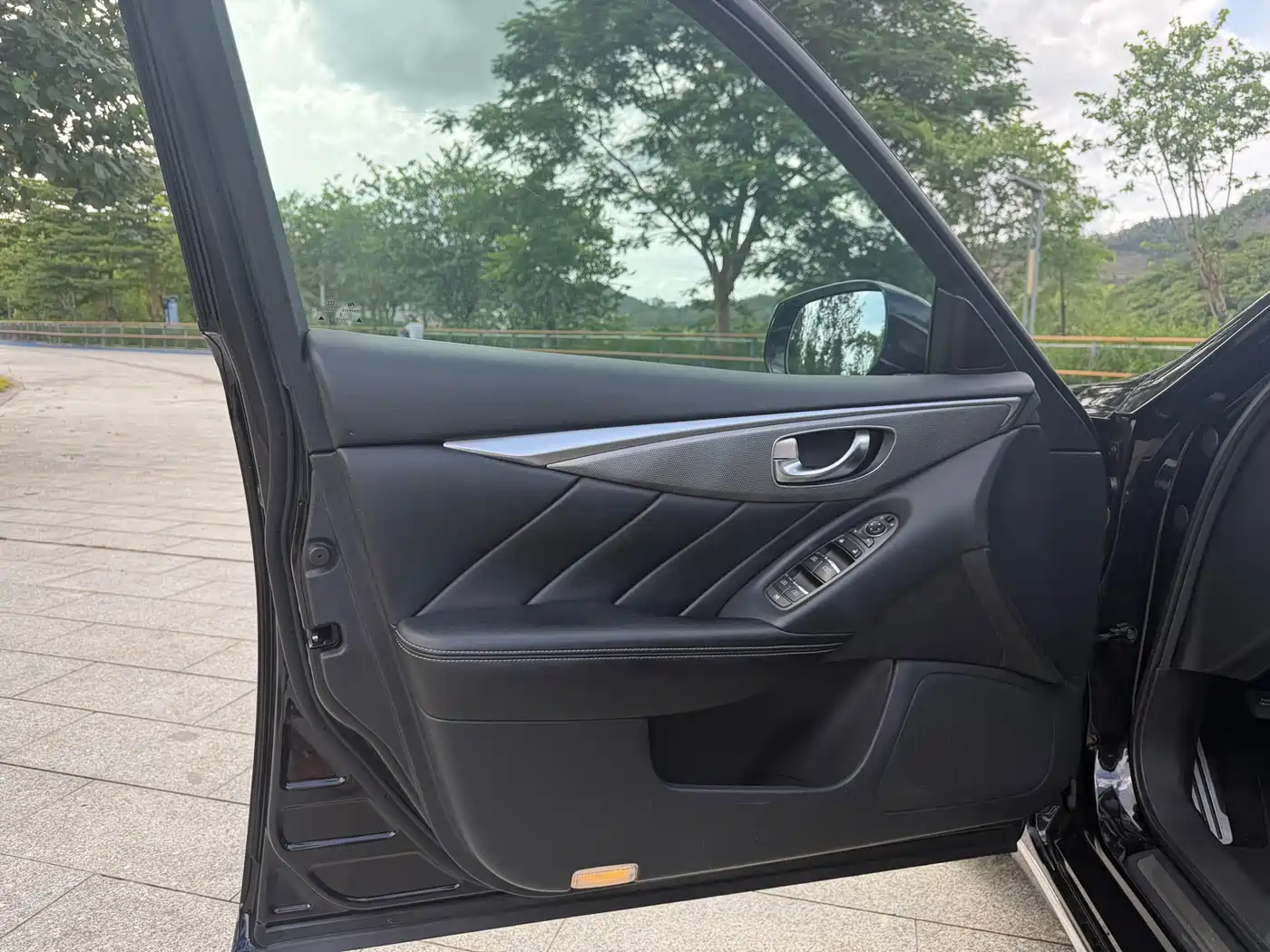 Infiniti Q50L 2015 2015 2.0T Sport