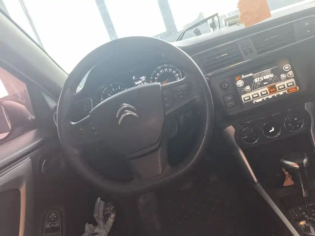 Фото 6 - Citroën C3-XR