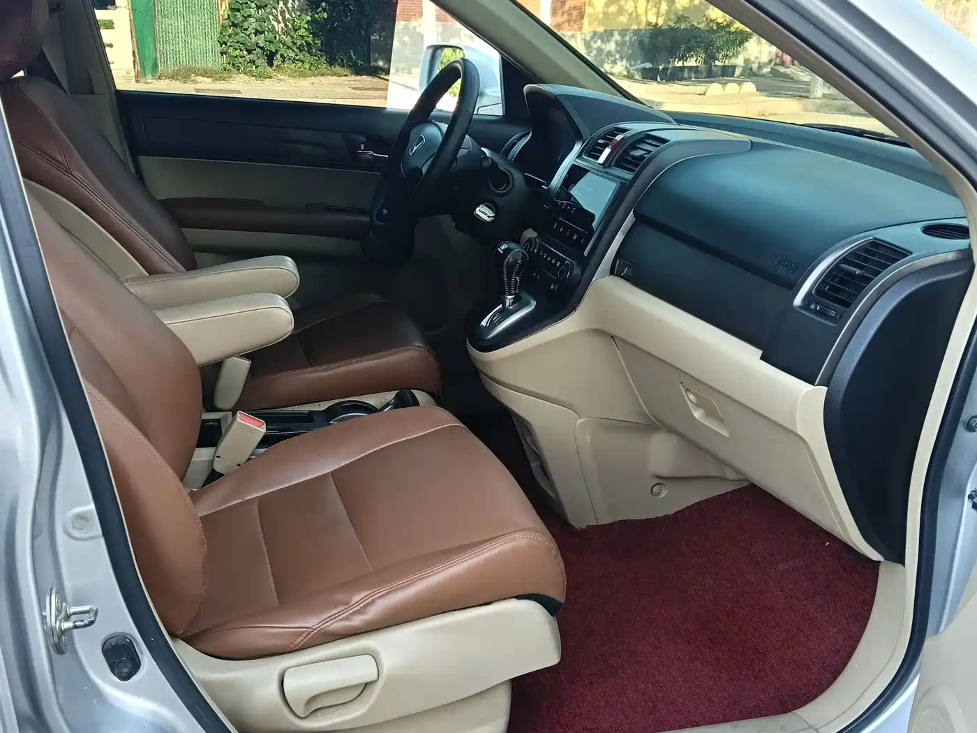Фото 12 - Honda CR-V