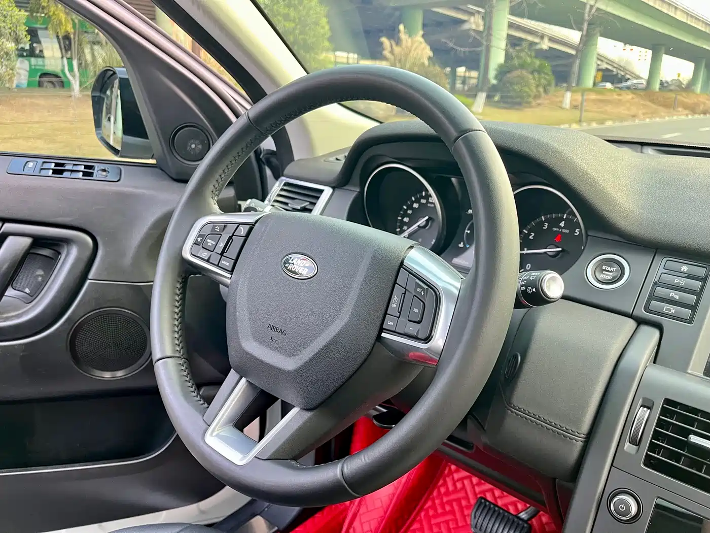 Land Rover Discovery Sport 2019 240PS PURE Edition China V фото 12