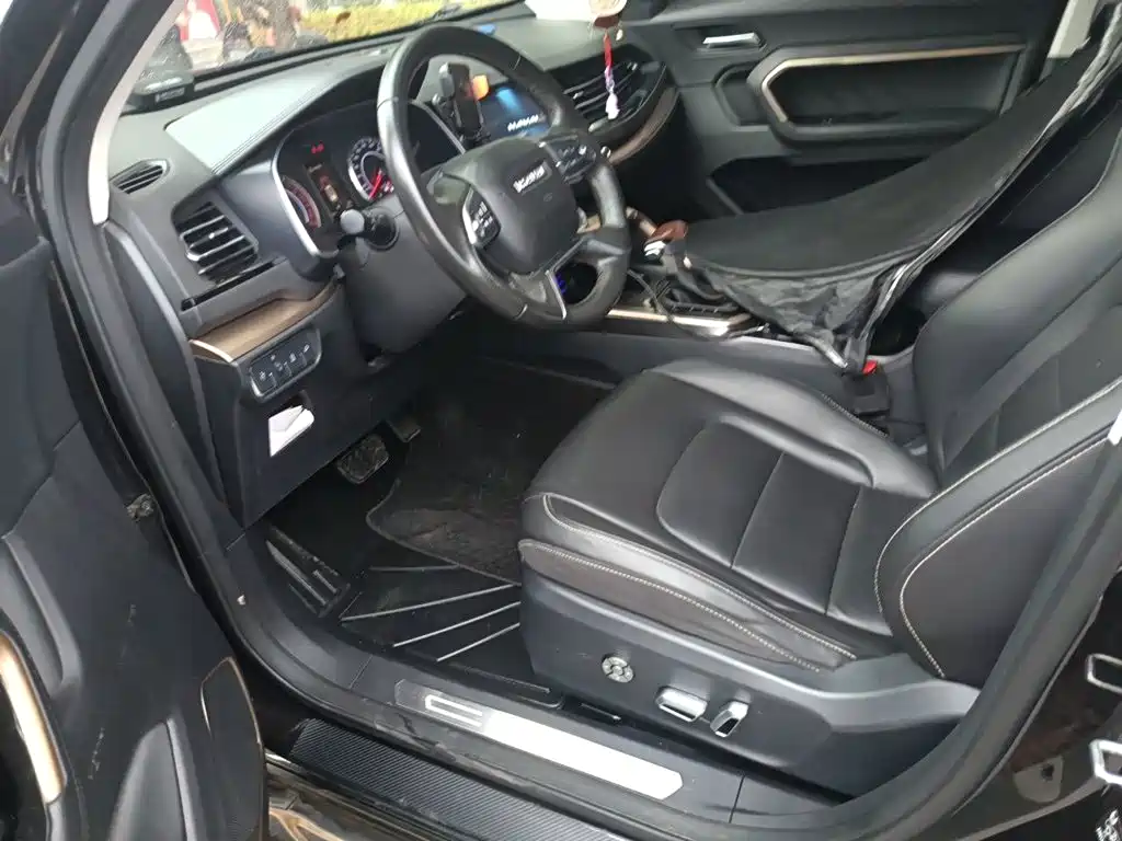 Photo 12 - Haval H6