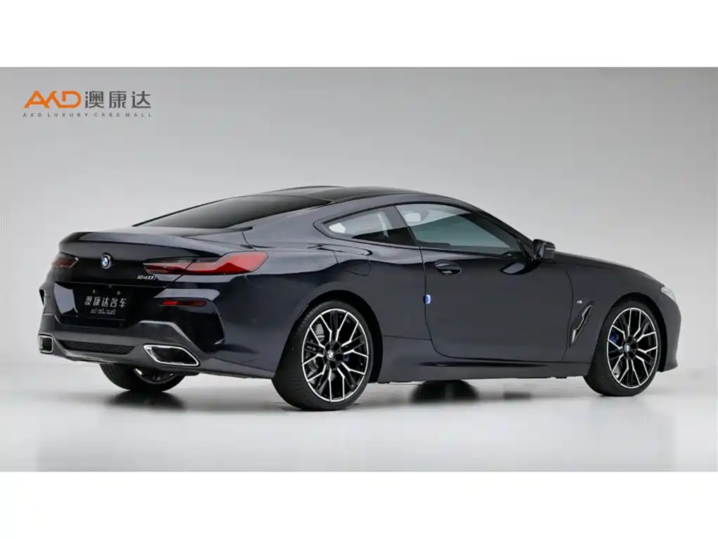 2025 BMW 8 Series