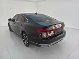 Photo 12 - Volkswagen Passat