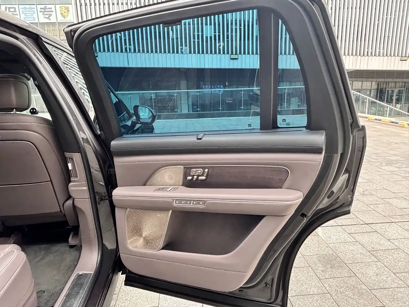 NIO ES8 2025 2025 Base Model