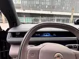 Фото 42 - NIO ES8