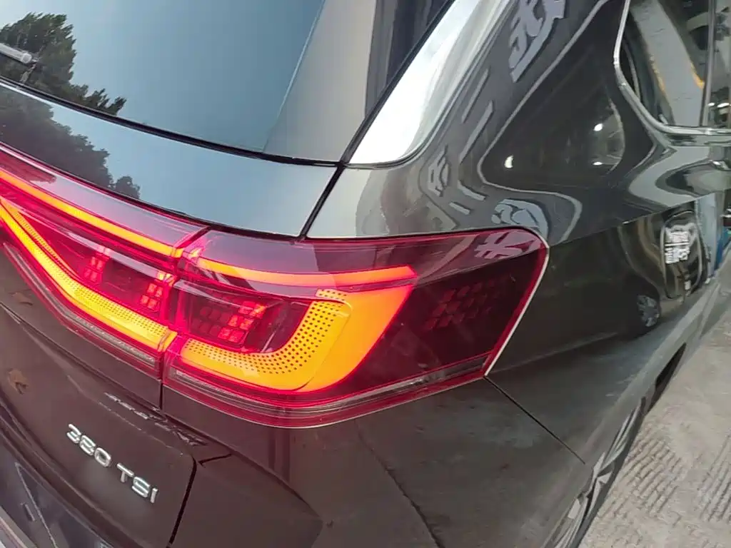 Volkswagen Talagon 2022 2021 330TSI 2WD Luxury Premium Edition