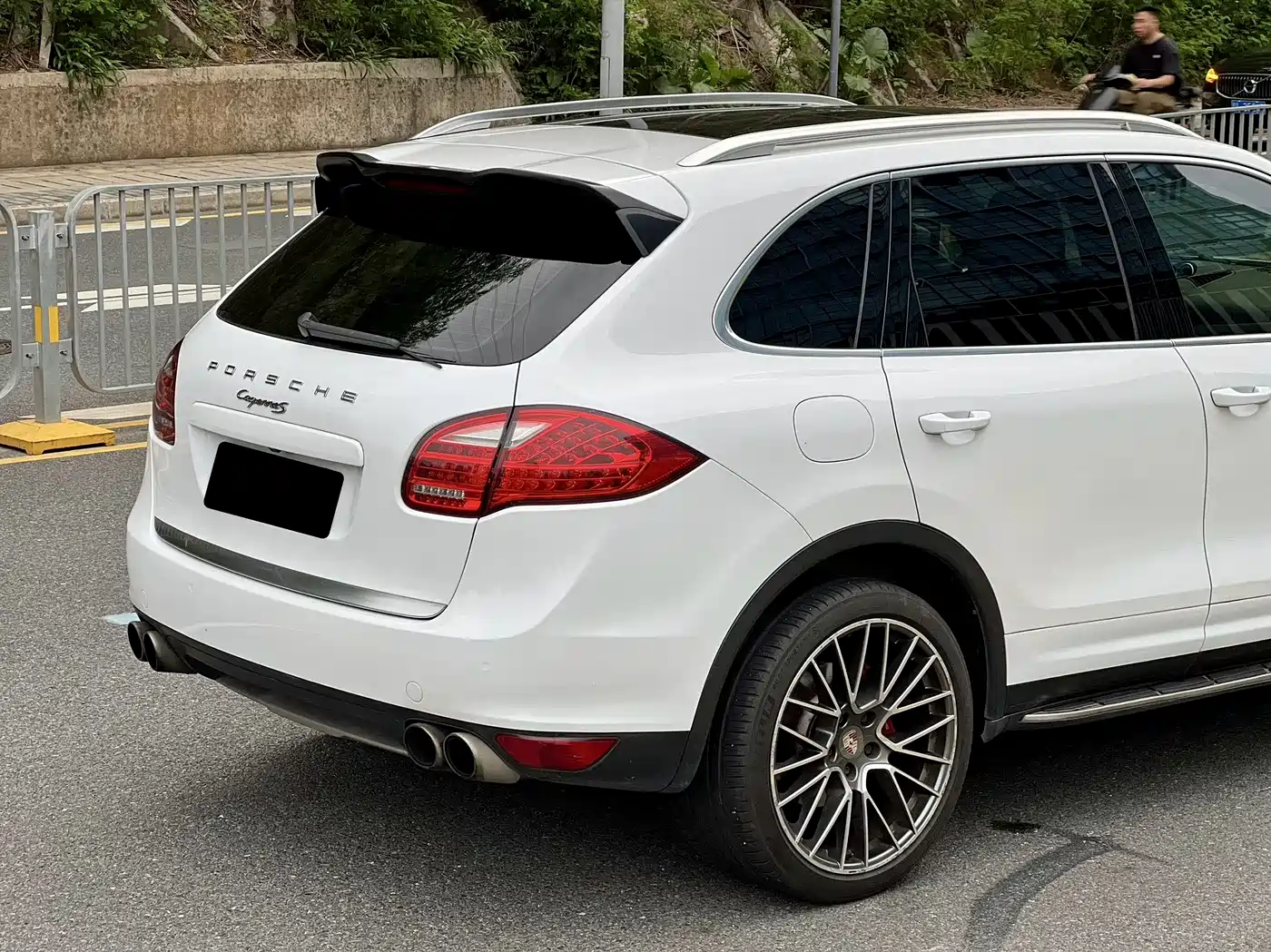 Porsche Cayenne 2011 Cayenne 3.0T фото 13