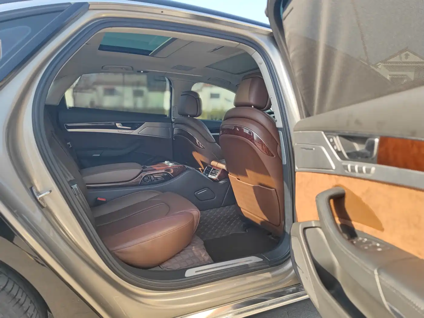 Audi A8 2012 A8L 45 TFSI quattro Luxury фото 13