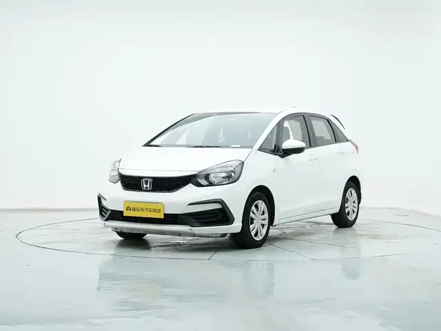 Honda Fit 1.5L CVT, Модный комфорт