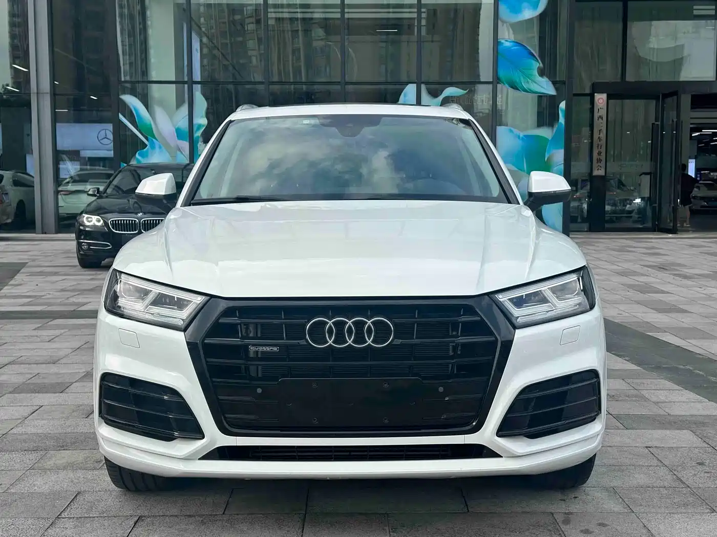 Audi Q5L 2018 2018 40 TFSI Prestige Fashion (China V)
