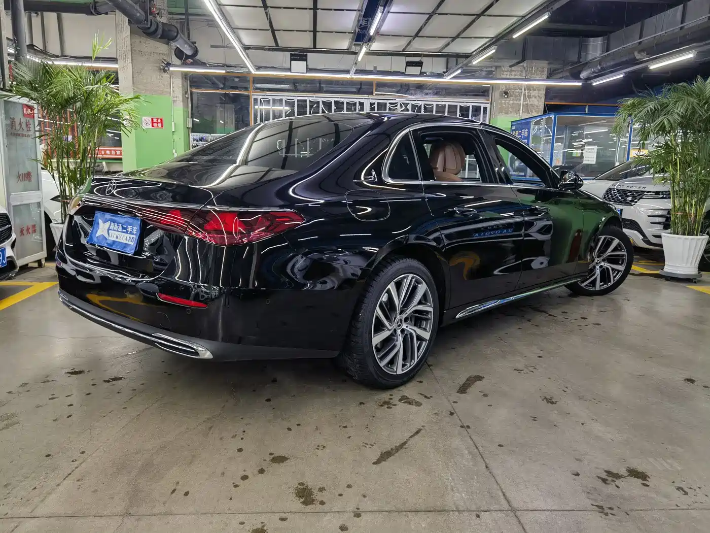 Mercedes-Benz E-Class 2025 E 300 L Fashion фото 4