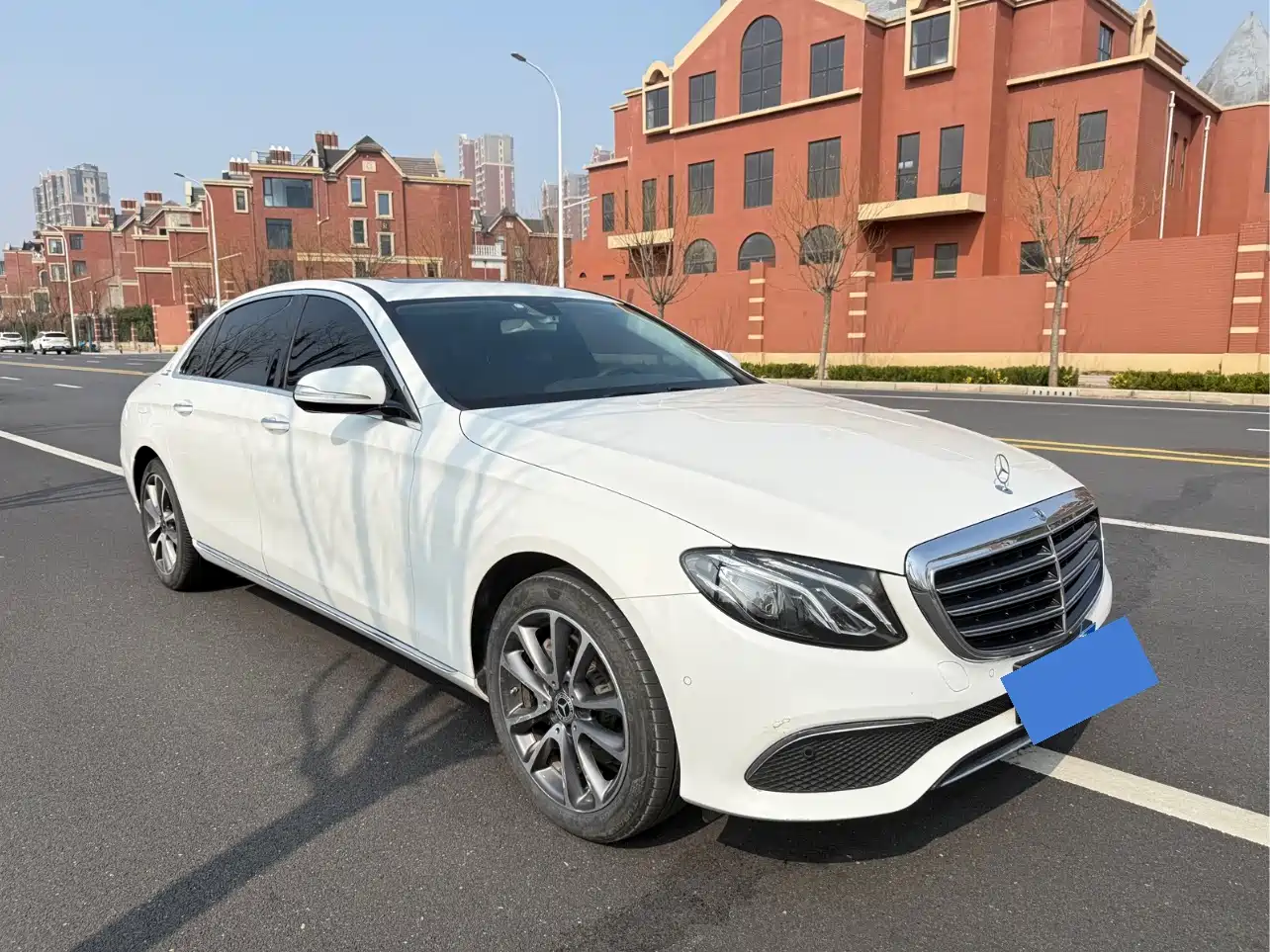 Mercedes-Benz E-Class 2020 E 260 L фото 2