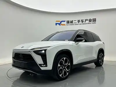 NIO ES8