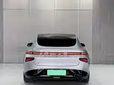 Фото 10 - XPeng P7