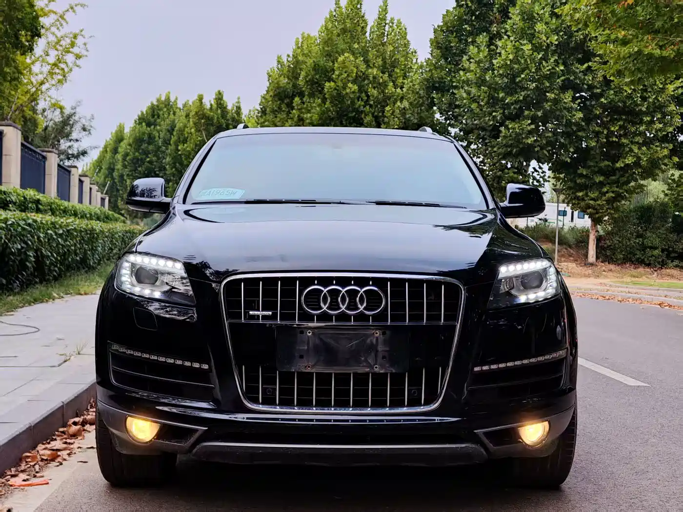 Photo 2 - Audi Q7