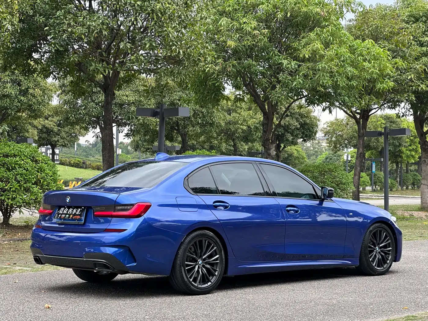 BMW 3 Series 2021 325Li M Sport Night Edition фото 5