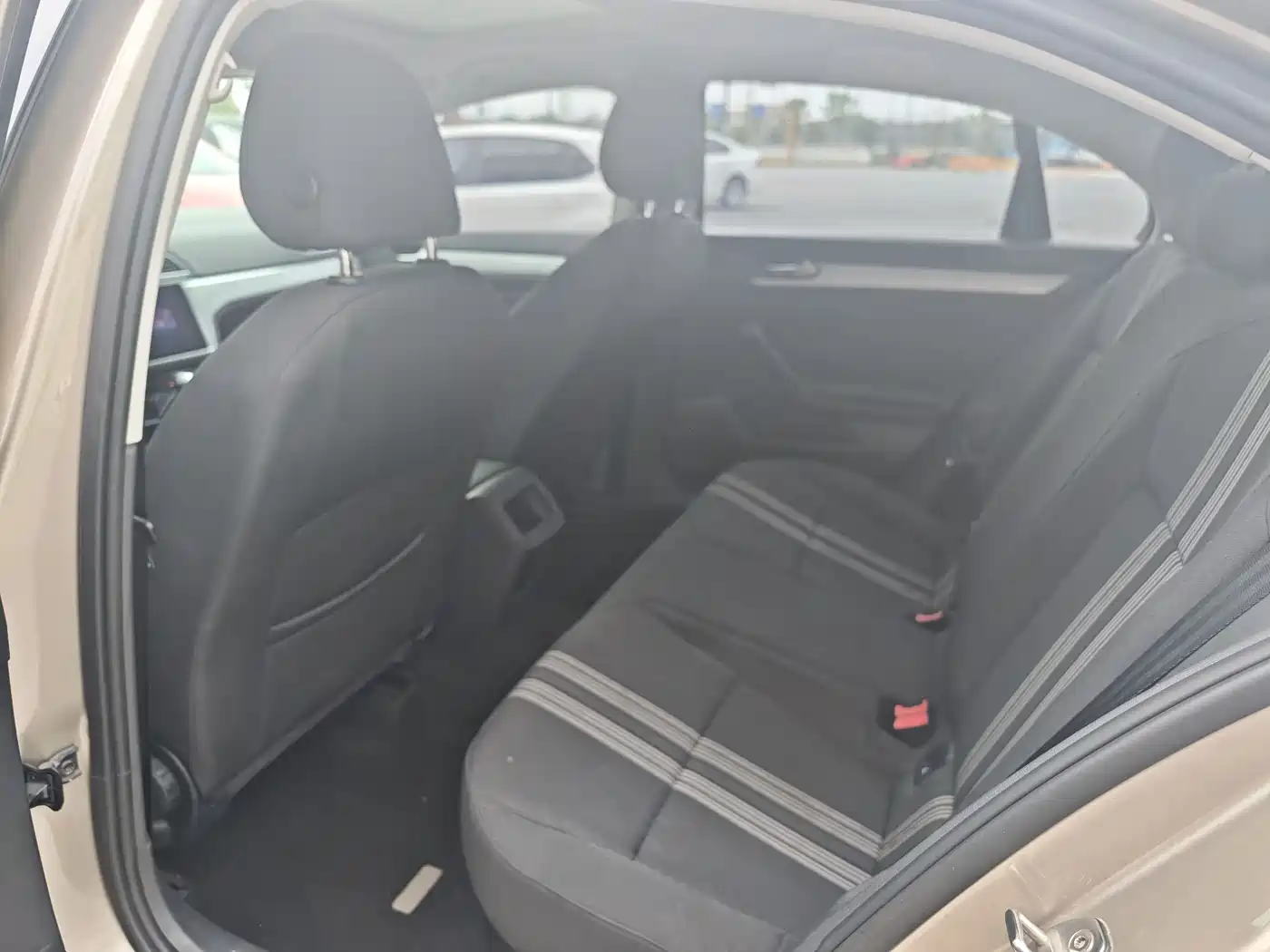 Volkswagen Lamando 2018 230TSI DSG Trend Edition фото 8
