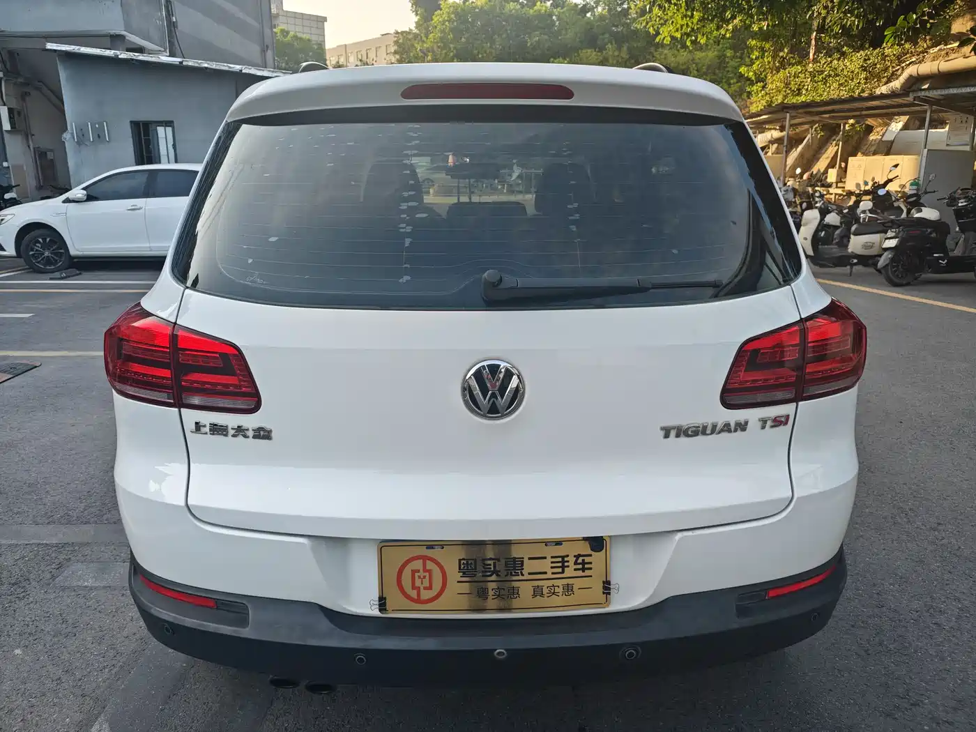 Volkswagen Tiguan 2015 1.8TSI Automatic 2WD Comfortline фото 4