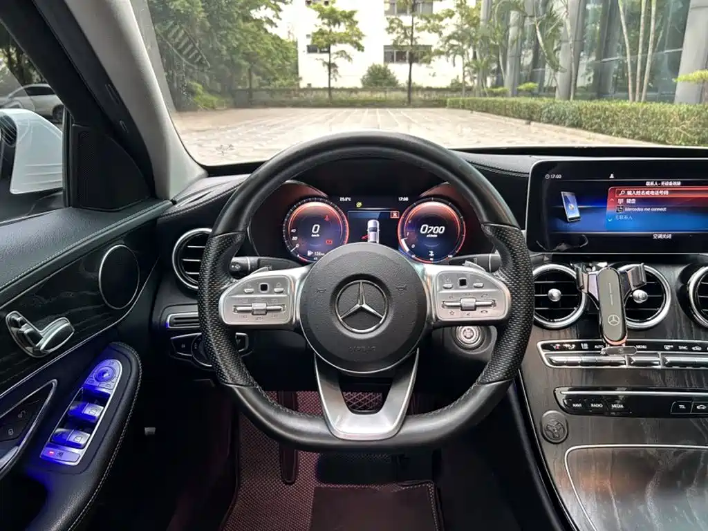 MERCEDES-BENZ CLASS C