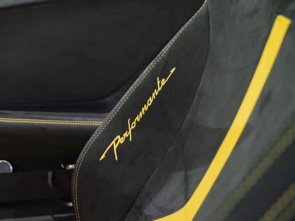Фото 18 - Lamborghini Huracán