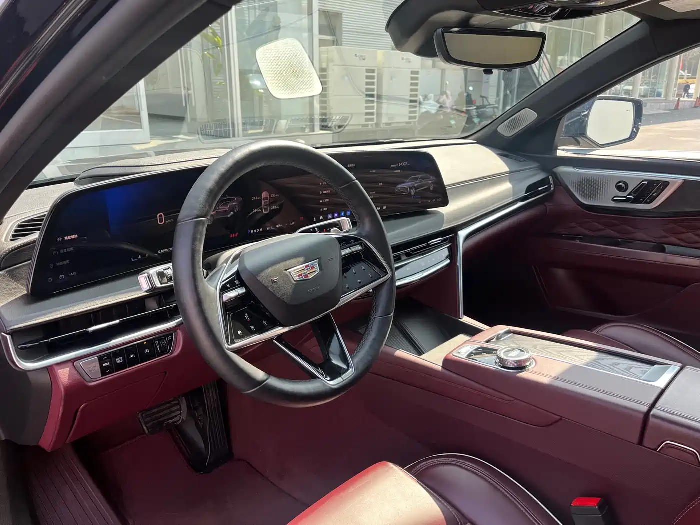 Cadillac CT6 2023 28T Platinum Model фото 5