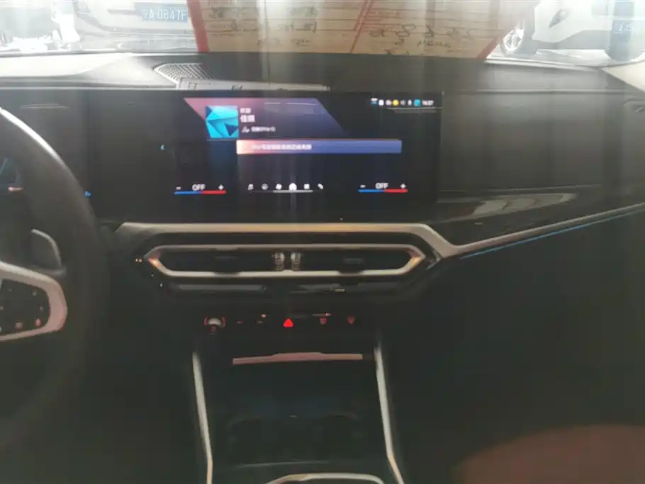 BMW 3 Series 2024 325Li xDrive M Sport Package фото 13