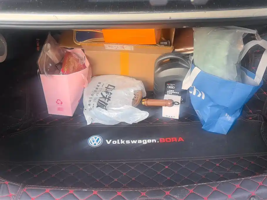 Volkswagen Bora 2019 Bora Legend 1.5L Automatic Fashion China VI фото 4