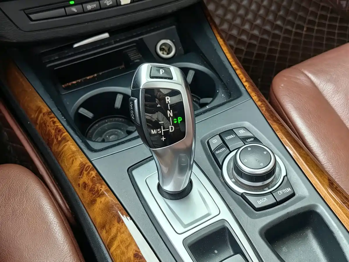 BMW X5 (Import) 2013 xDrive35i Leading фото 11