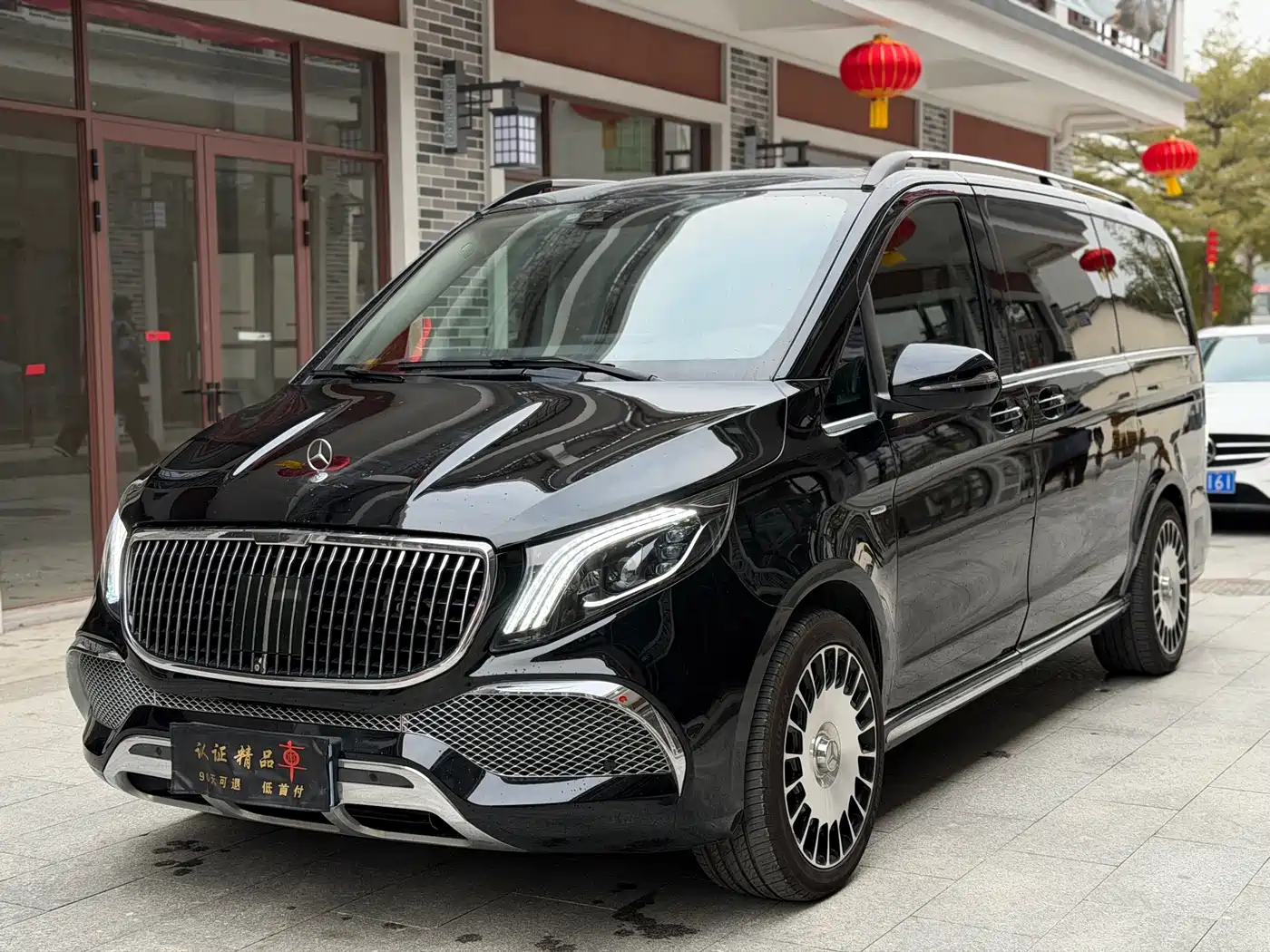 Mercedes-Benz V-Class 2017 Model V 260 Premium Edition