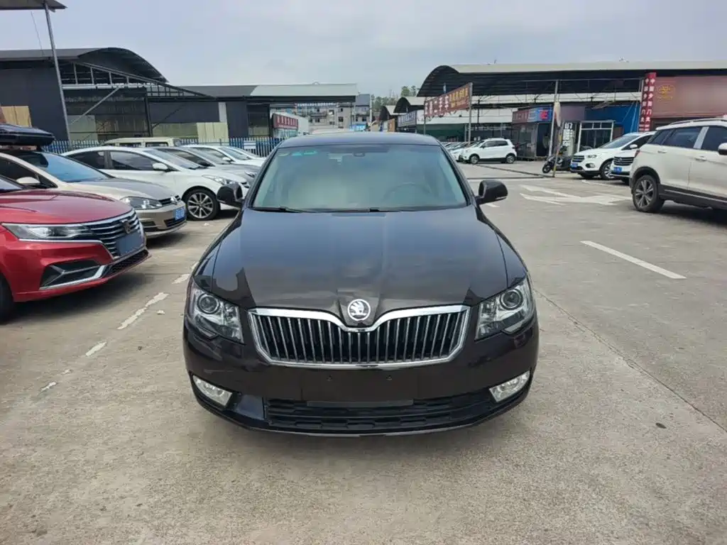 Škoda Superb 2014 2013 1.8TSI Automatic Elite Edition