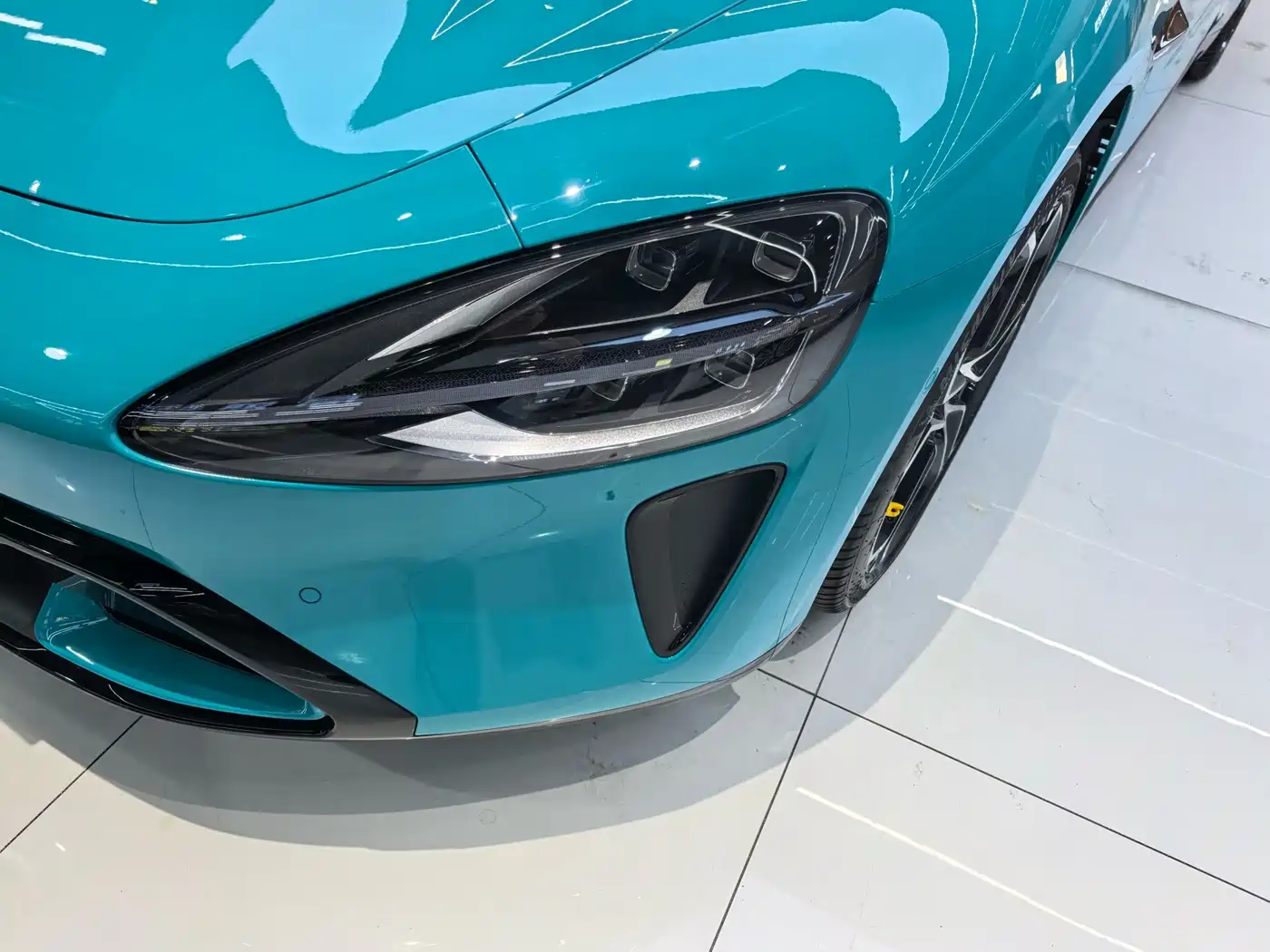 XIAOMI CAR XIAOMI SU7