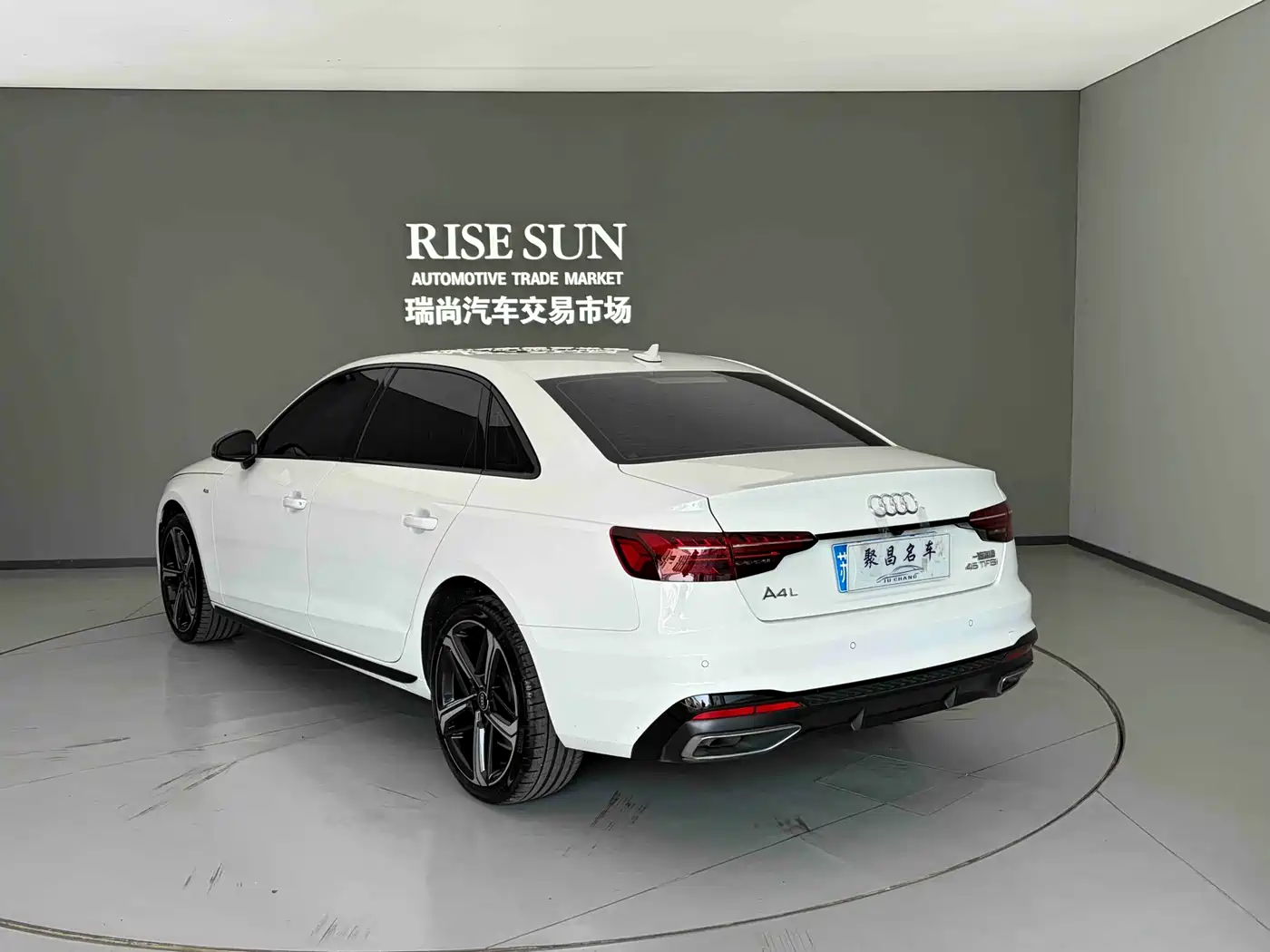 Audi A4L 2024 40 TFSI Luxury Dynamic фото 7