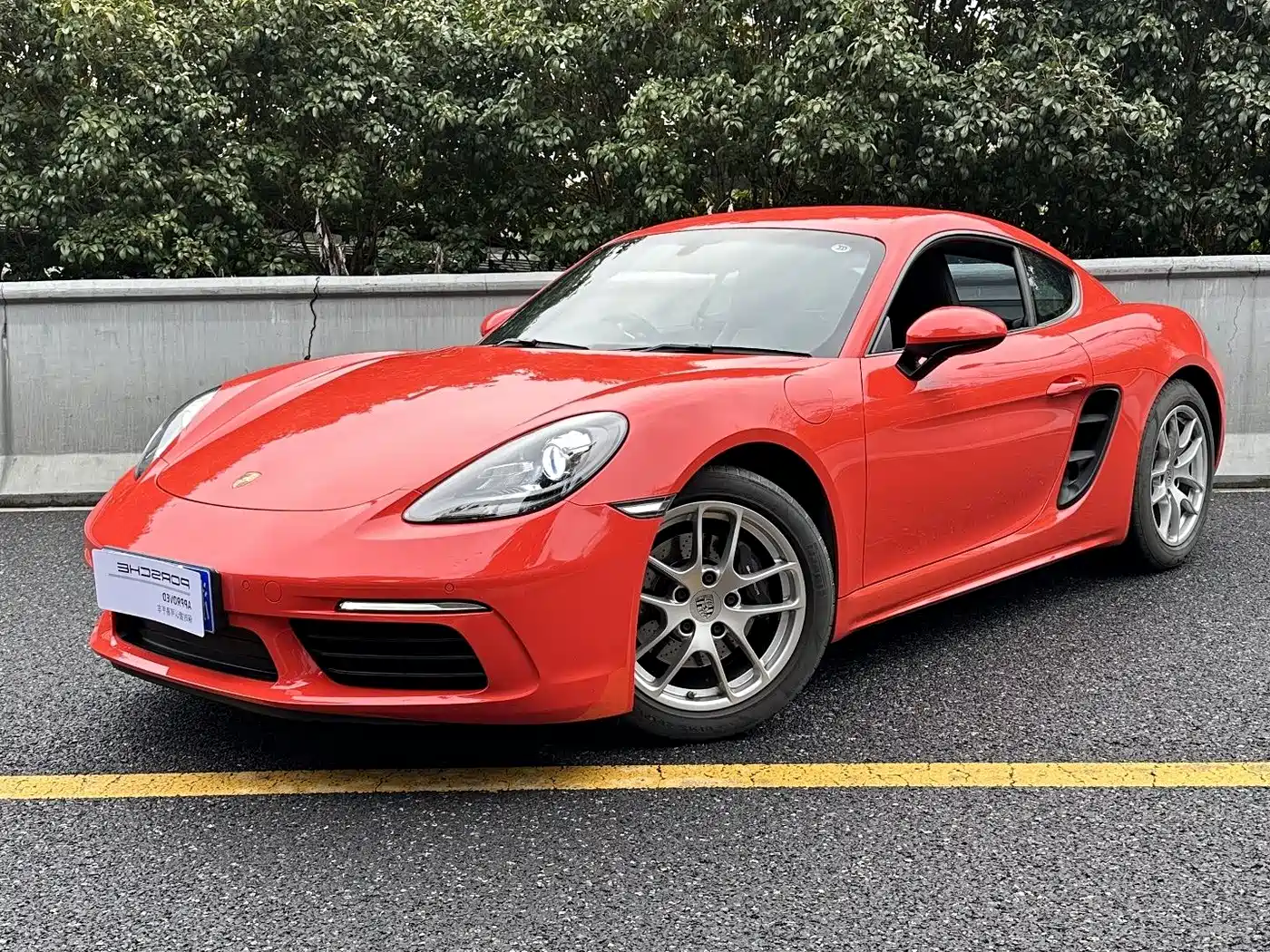 PORSCHE 718