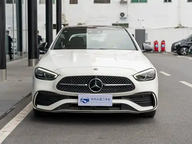 Mercedes-Benz C-Class 2025 C 260 L Night Sport Edition — фото 4