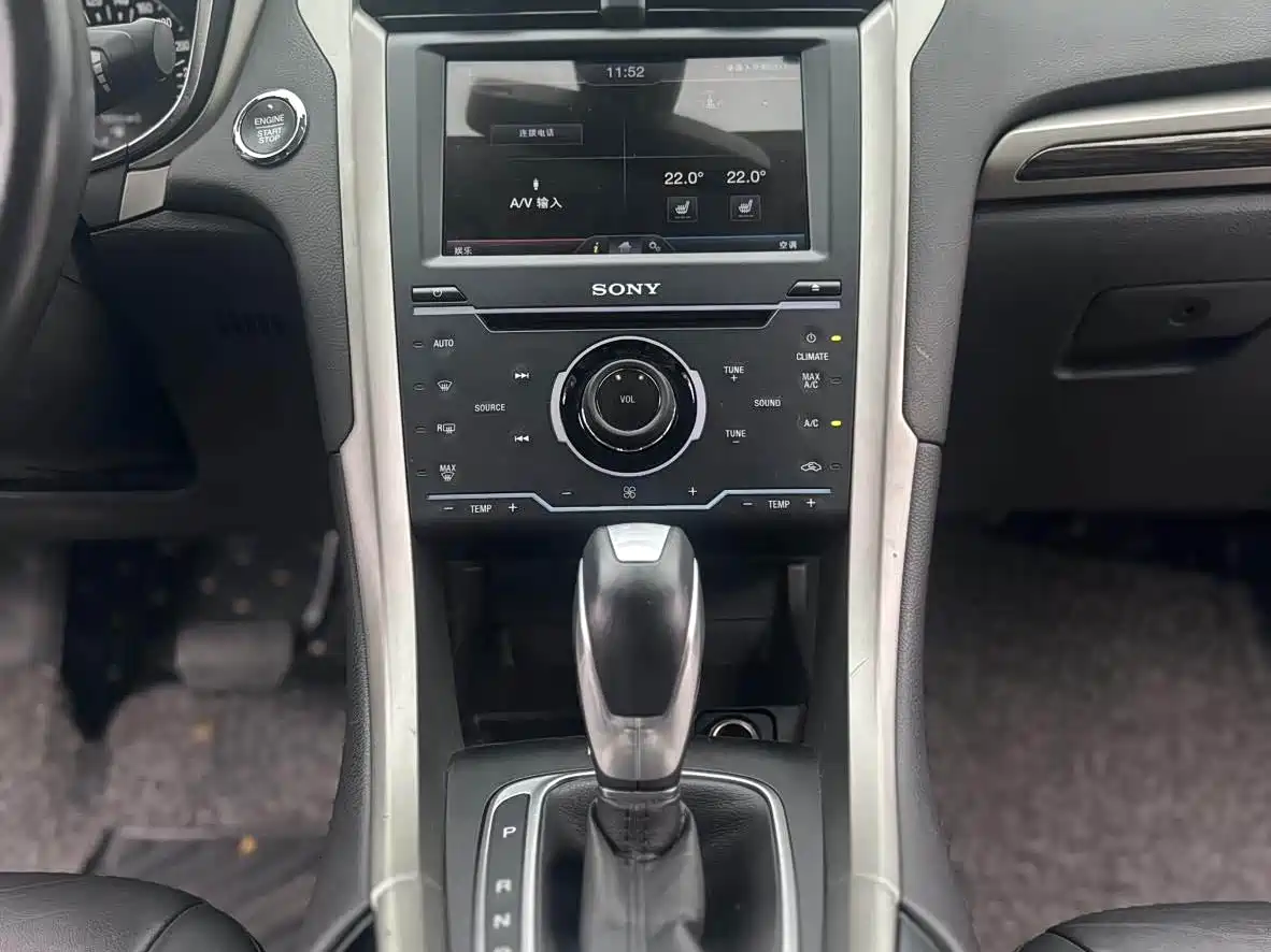 Photo 16 - Ford Mondeo