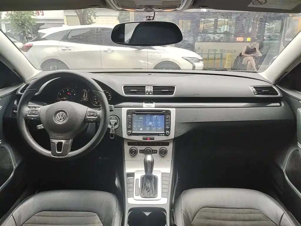 Volkswagen Magotan 2015 1.8TSI Luxury фото 10