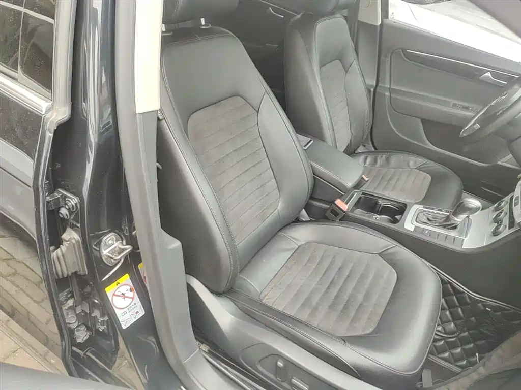 Volkswagen Magotan 2015 1.8TSI Luxury фото 25